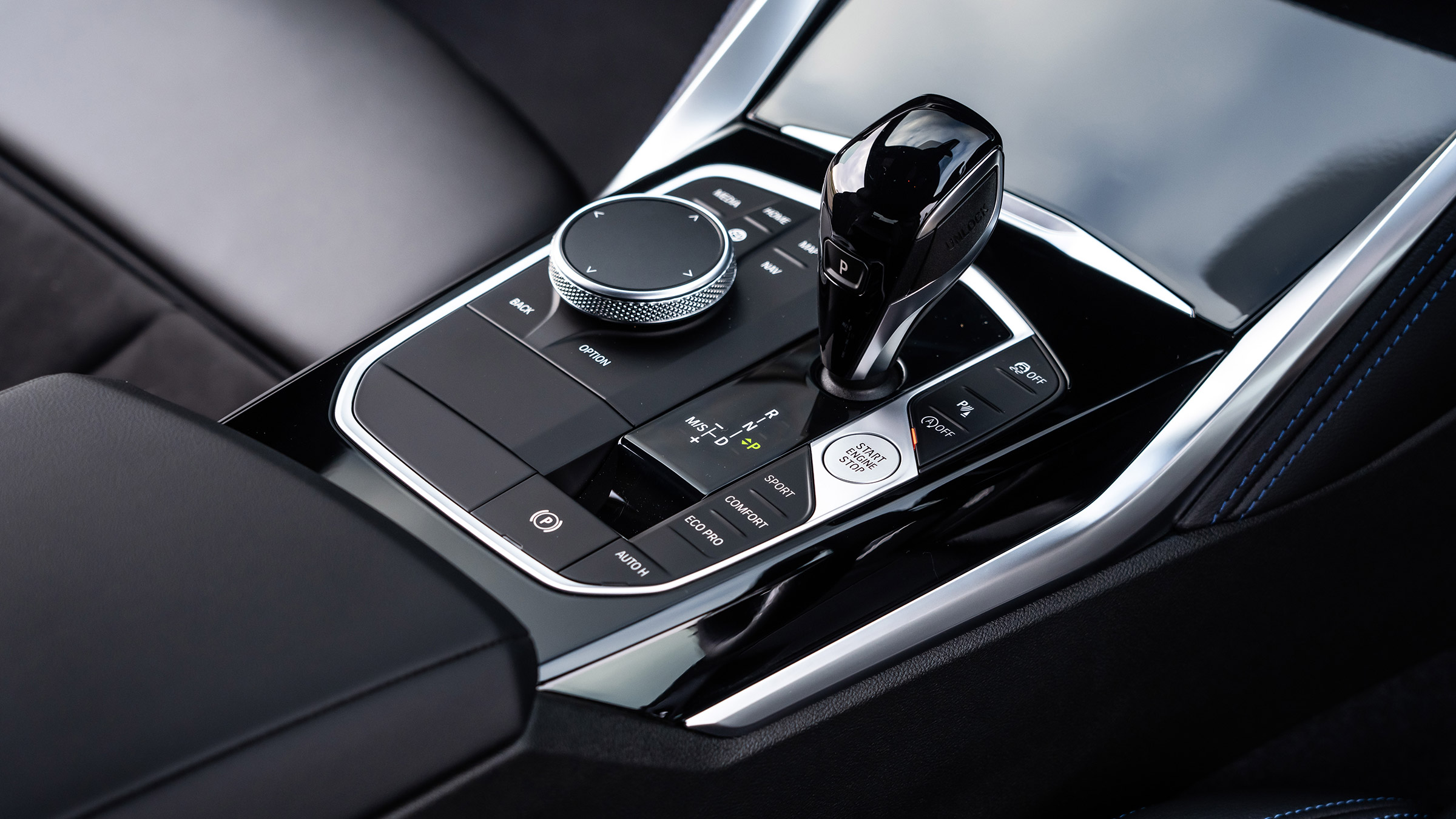 BMW 220i – selector