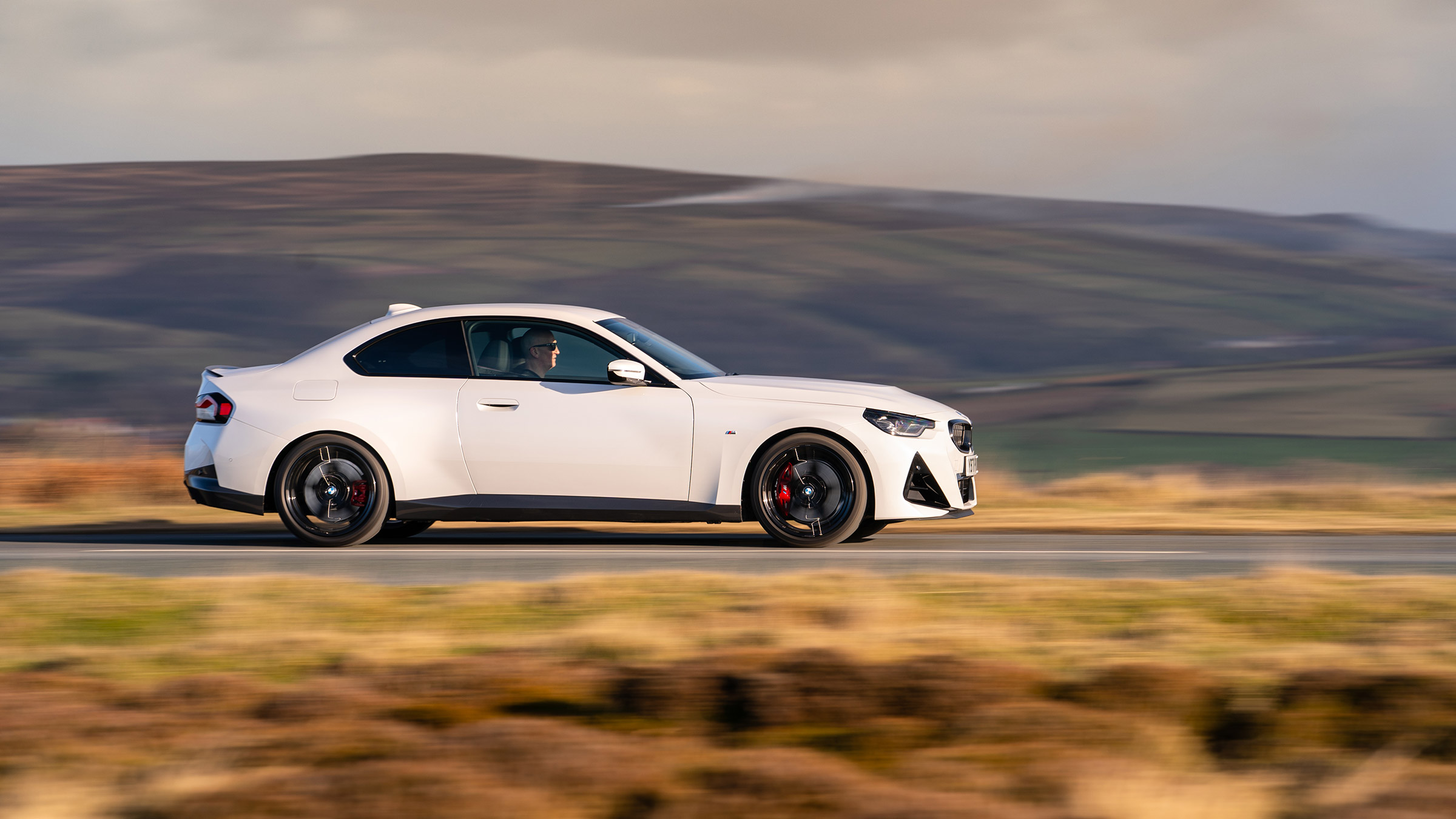 BMW 220i – side