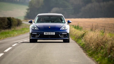 Porsche Panamera Turbo S e-hybrid – nose