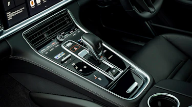 Porsche Panamera 4S e-hybrid – selector