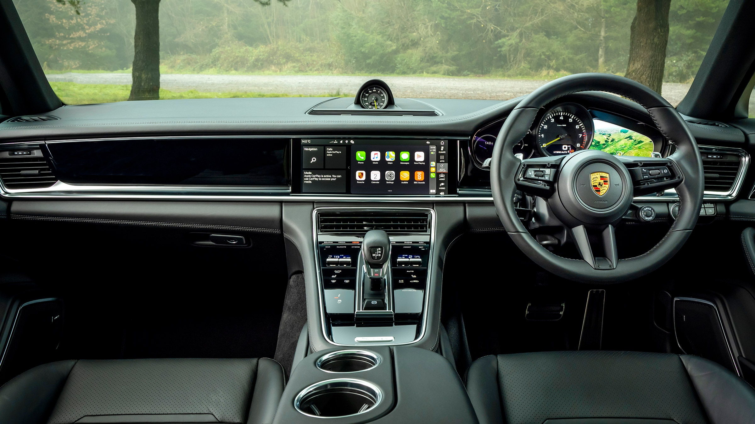 Porsche Panamera 4S e-hybrid – interior