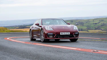 Porsche Panamera 4S e-hybrid – front