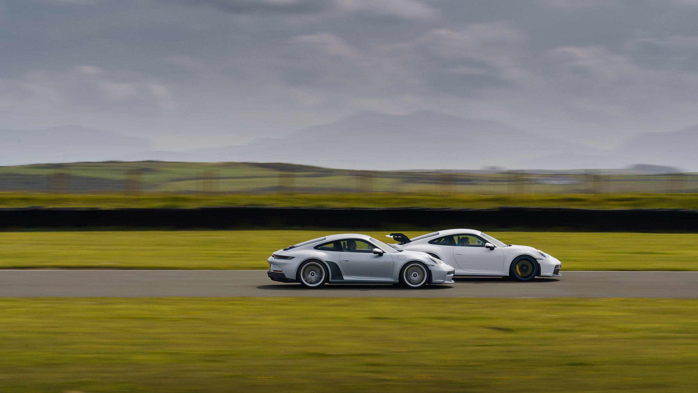 Porsche 911 GT3 (911 GB) – track