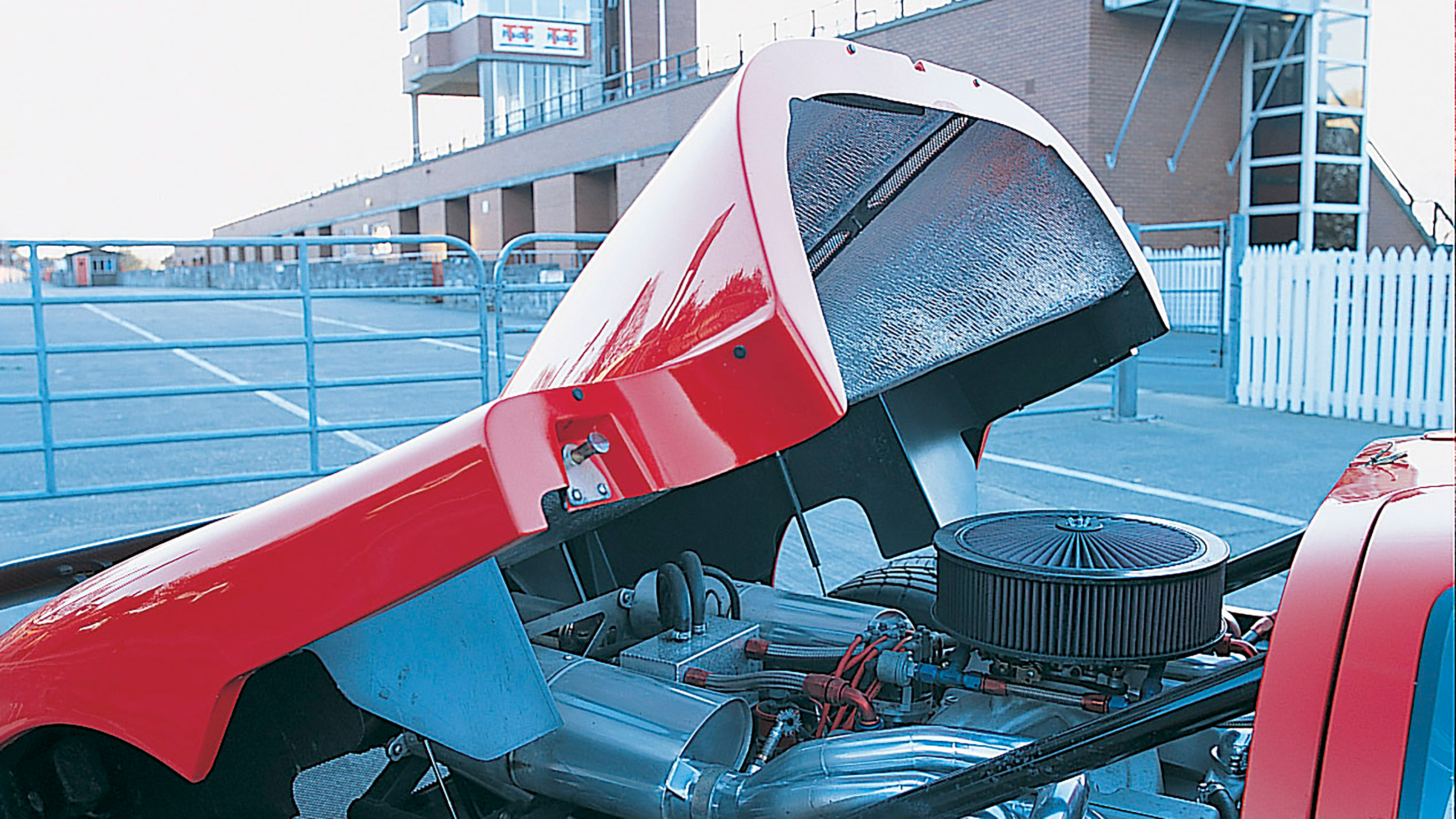 Ultima GTR640