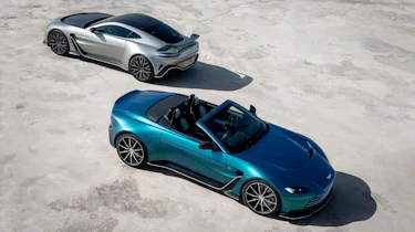 Aston Martin V12 Vantage Roadster – tops