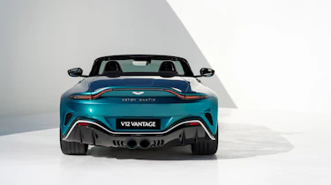 Aston Martin V12 Vantage Roadster – rear