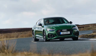 Audi RS5 SB – slide