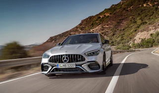 Mercedes-AMG C63 S E Performance – header