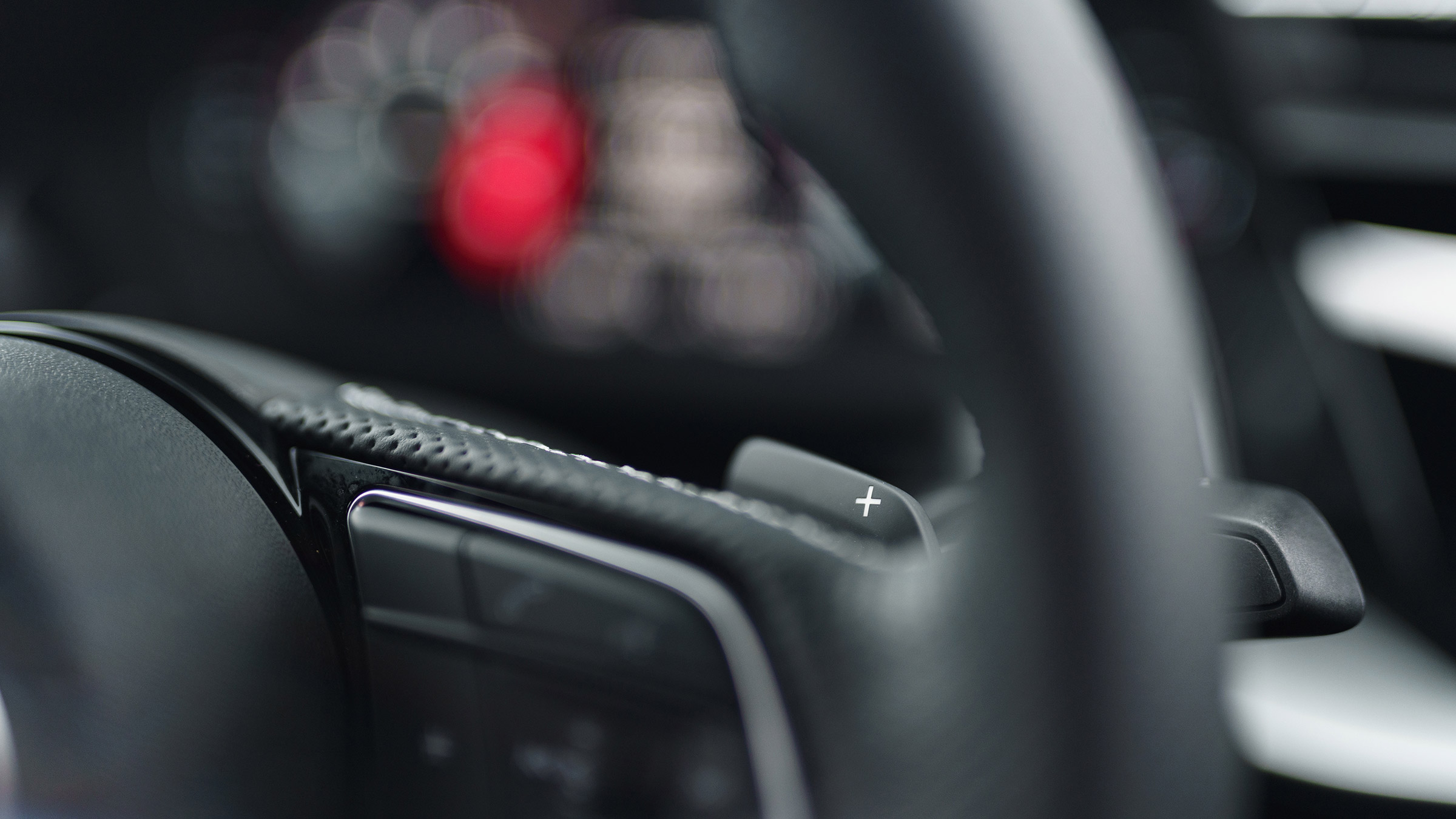 Audi S3 2022 – yellow paddle