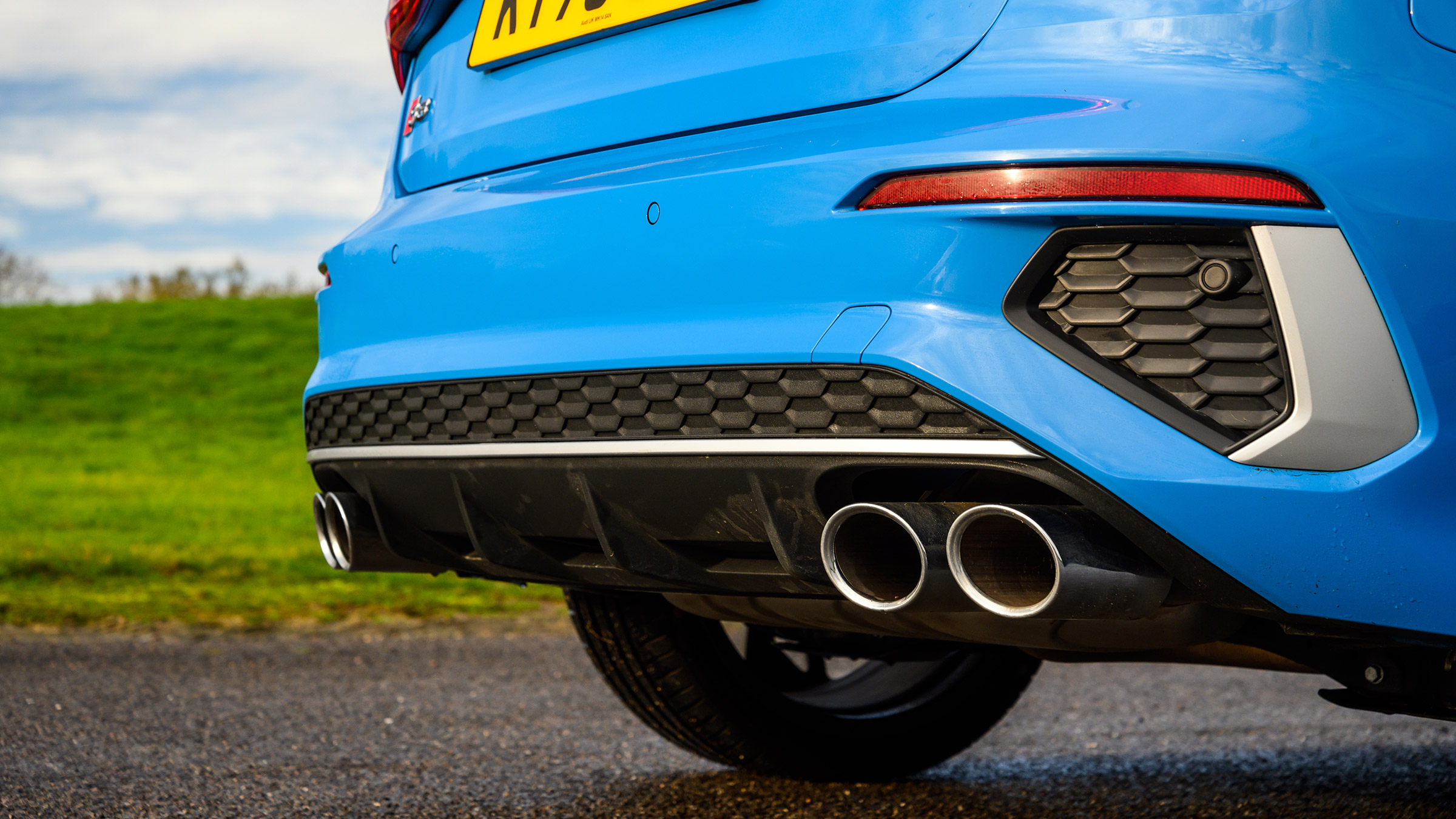 Audi S3 2022 – blue exhaust