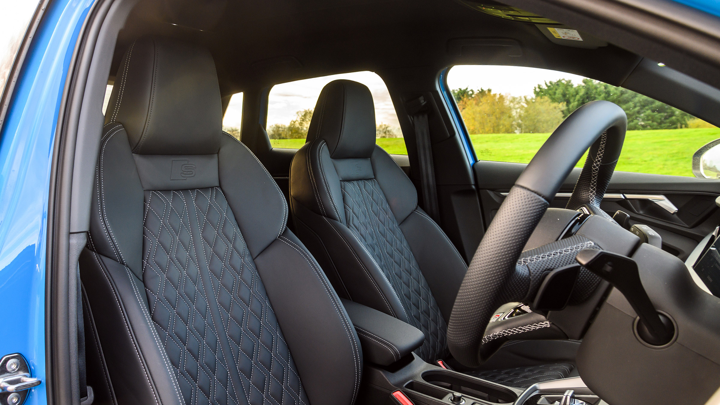 Audi S3 2022 – blue seats