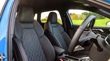 Audi S3 2022 – blue seats