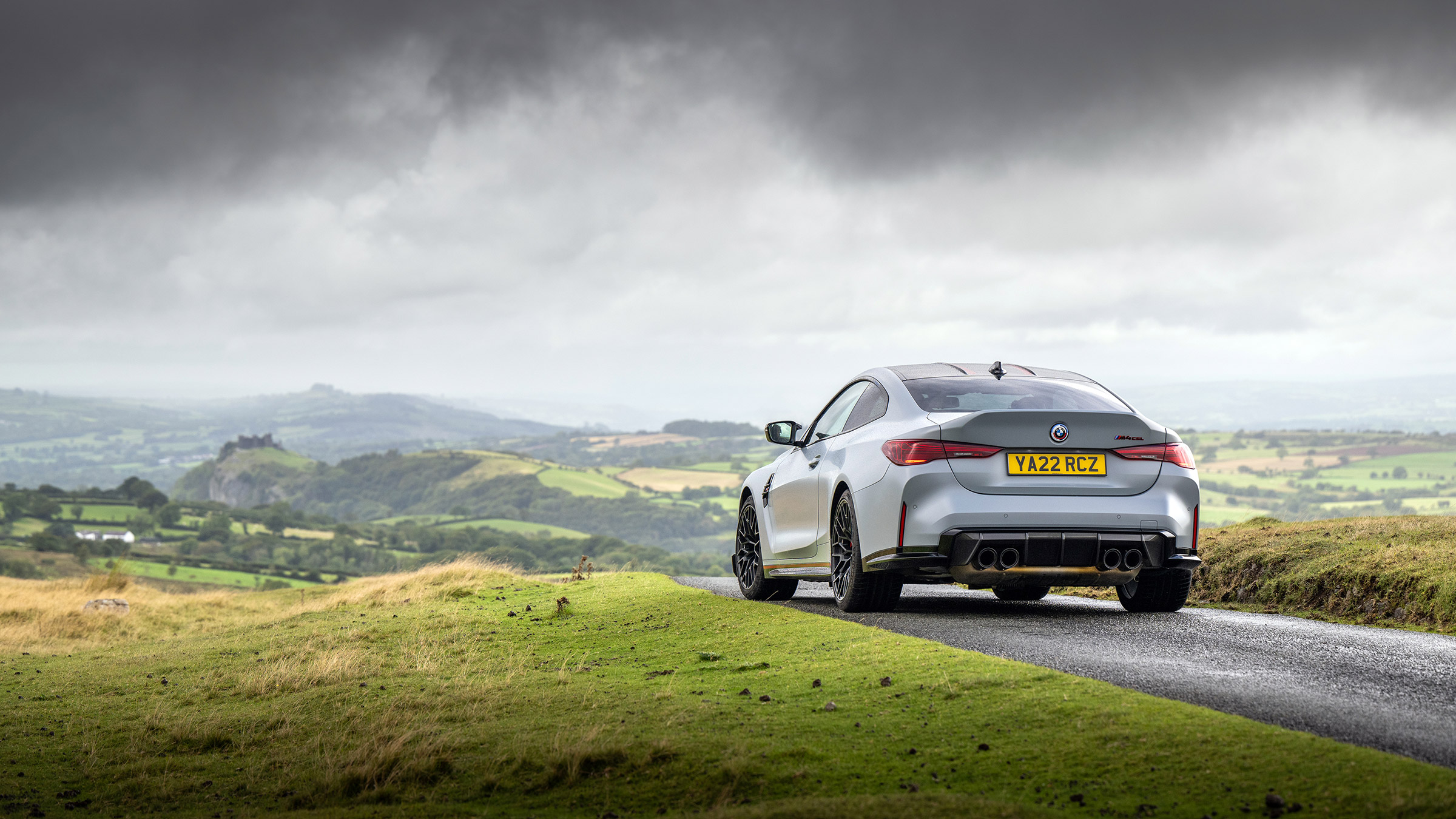 BMW M4 CSL – rear