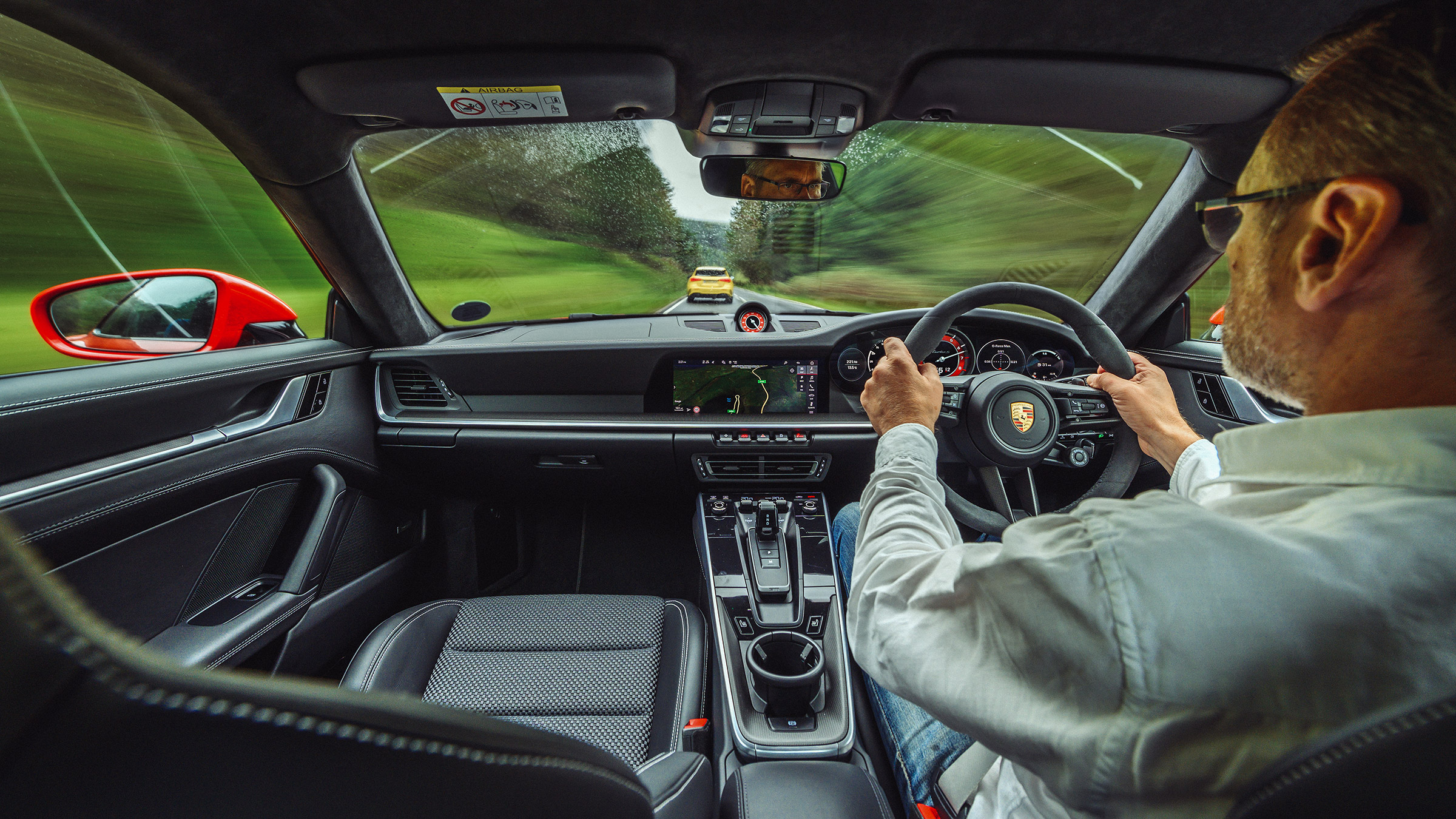 Porsche 911 Turbo S vs A45 S – int driving 911