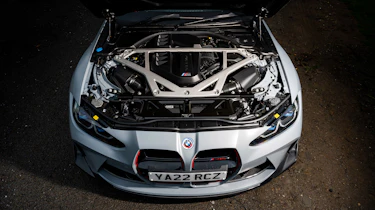 BMW M4 CSL – engine