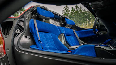Ferrari SP3 Ionia – seats