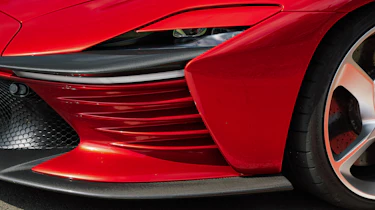 Ferrari SP3 Ionia – nose