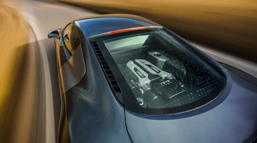 Audi R8 4.2 FSI quattro icon