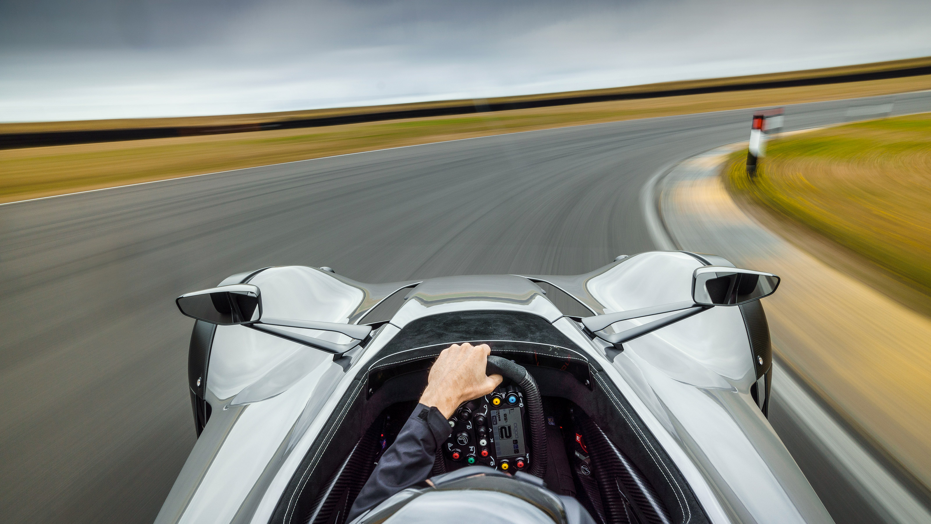 BAC Mono R