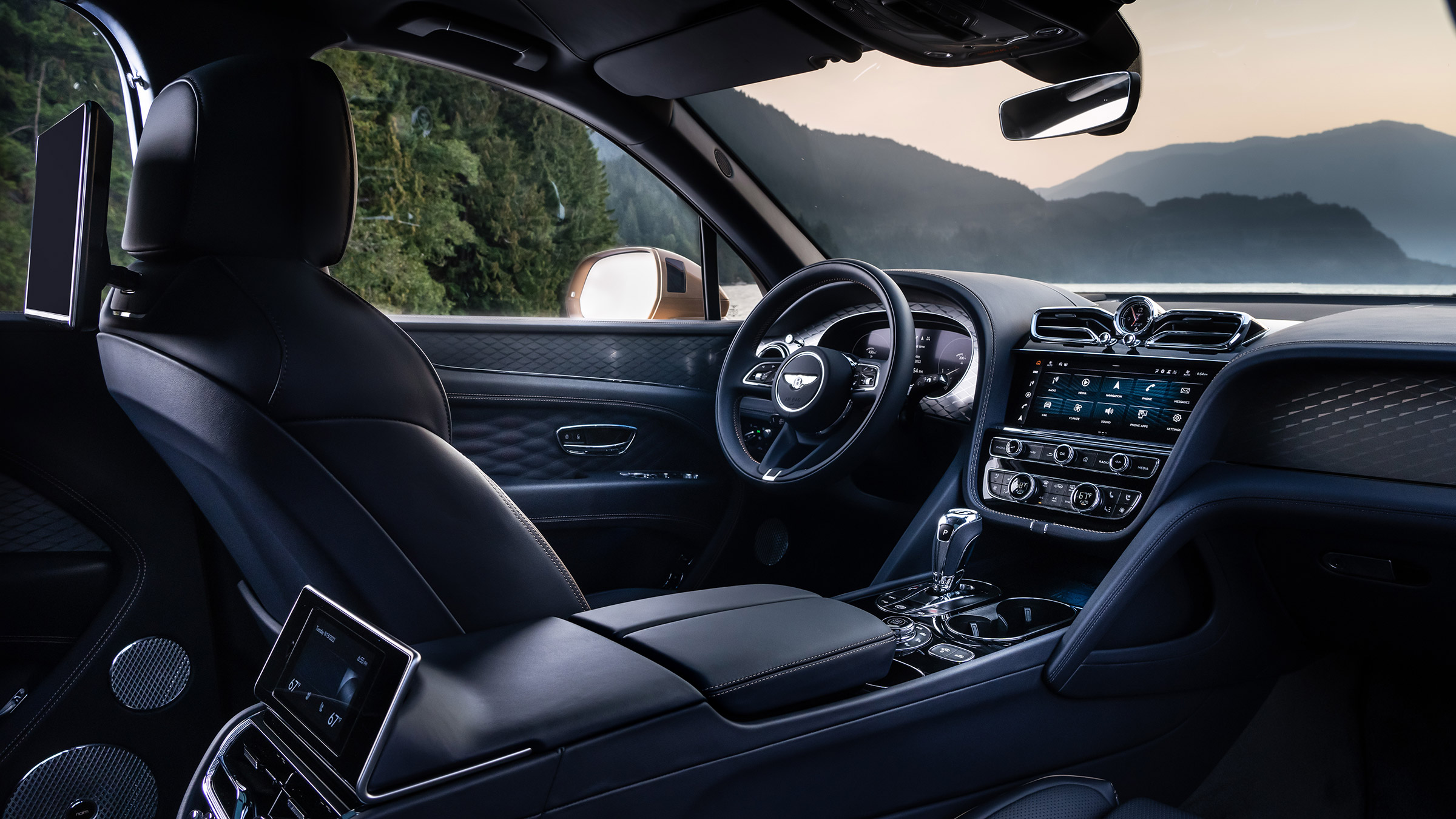 Bentley Bentayga EWB – dash