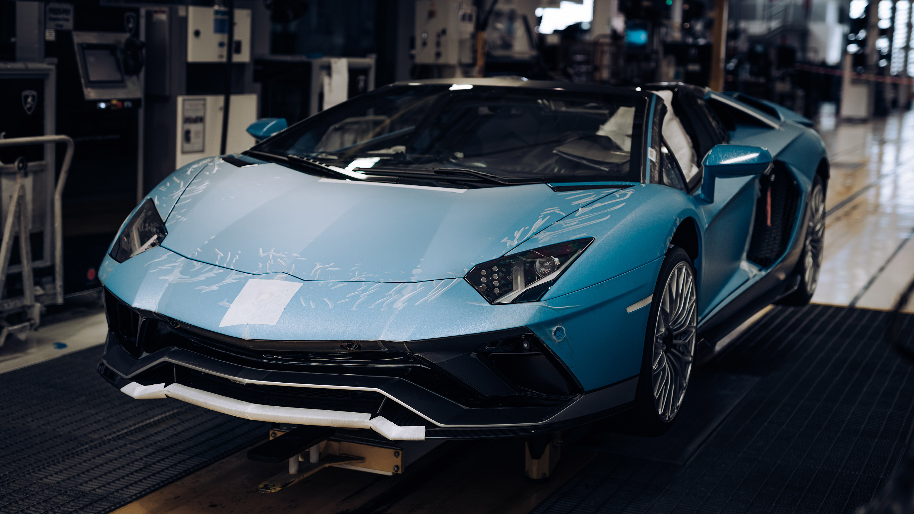Lamborghini Aventador