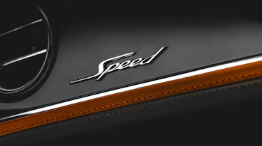 Bentley Flying Spur Speed – badge