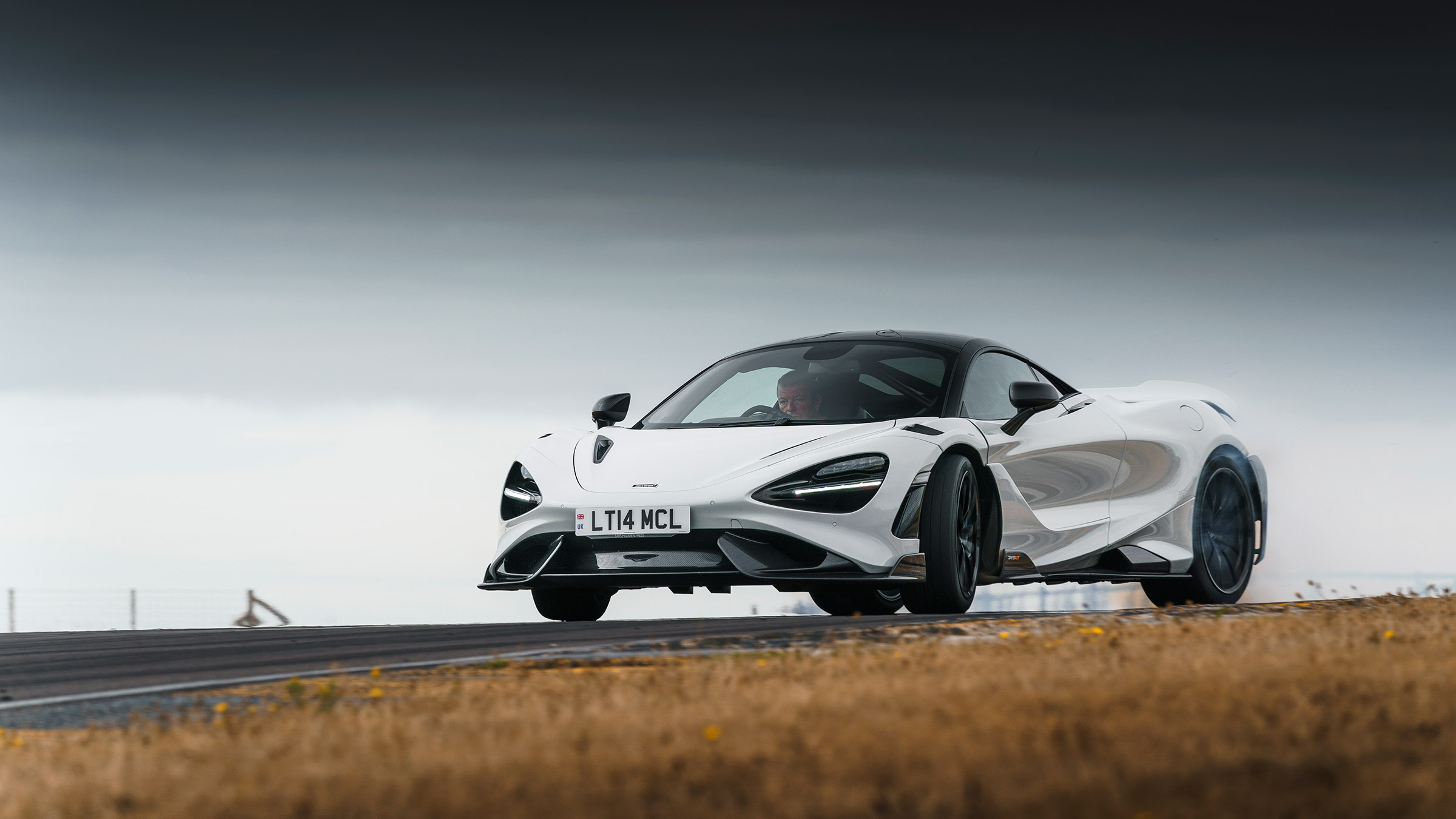 McLaren 765LT ANGL – front slide