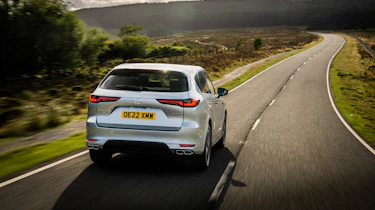 Mazda CX-60 2022 review – rear tracking