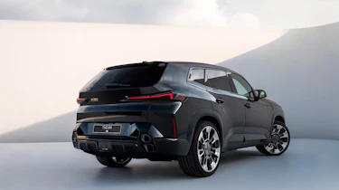 BMW XM Black – rear