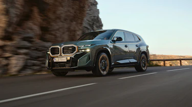 BMW XM – front quarter