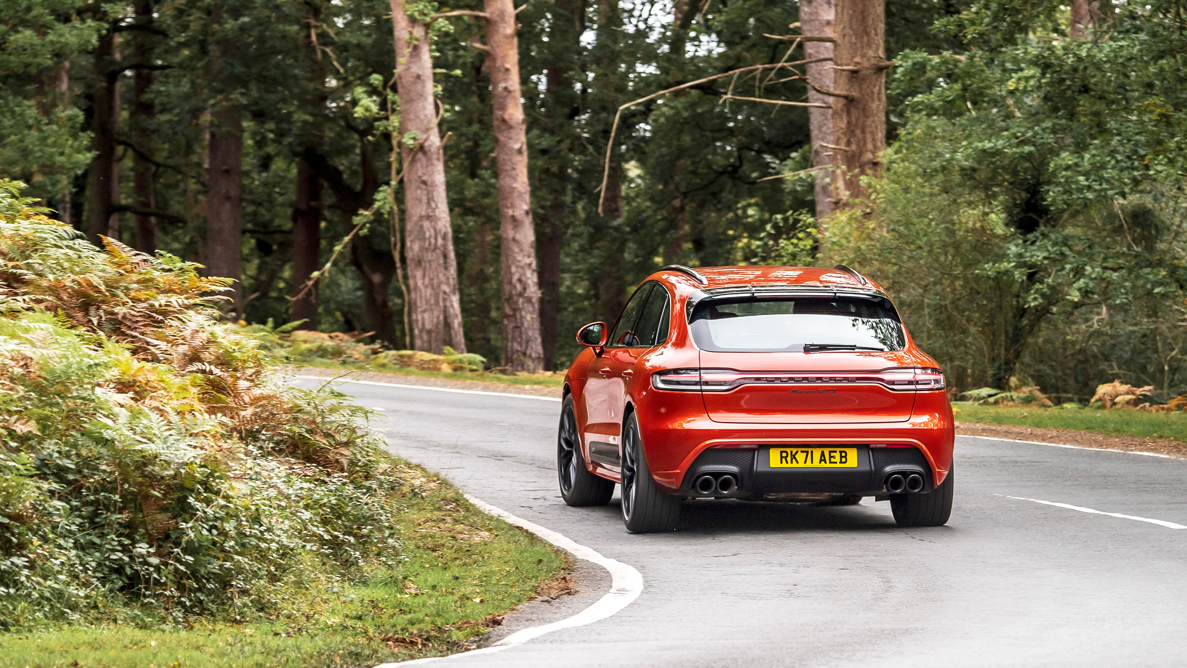Porsche Macan GTS MY22 – rear cornernig