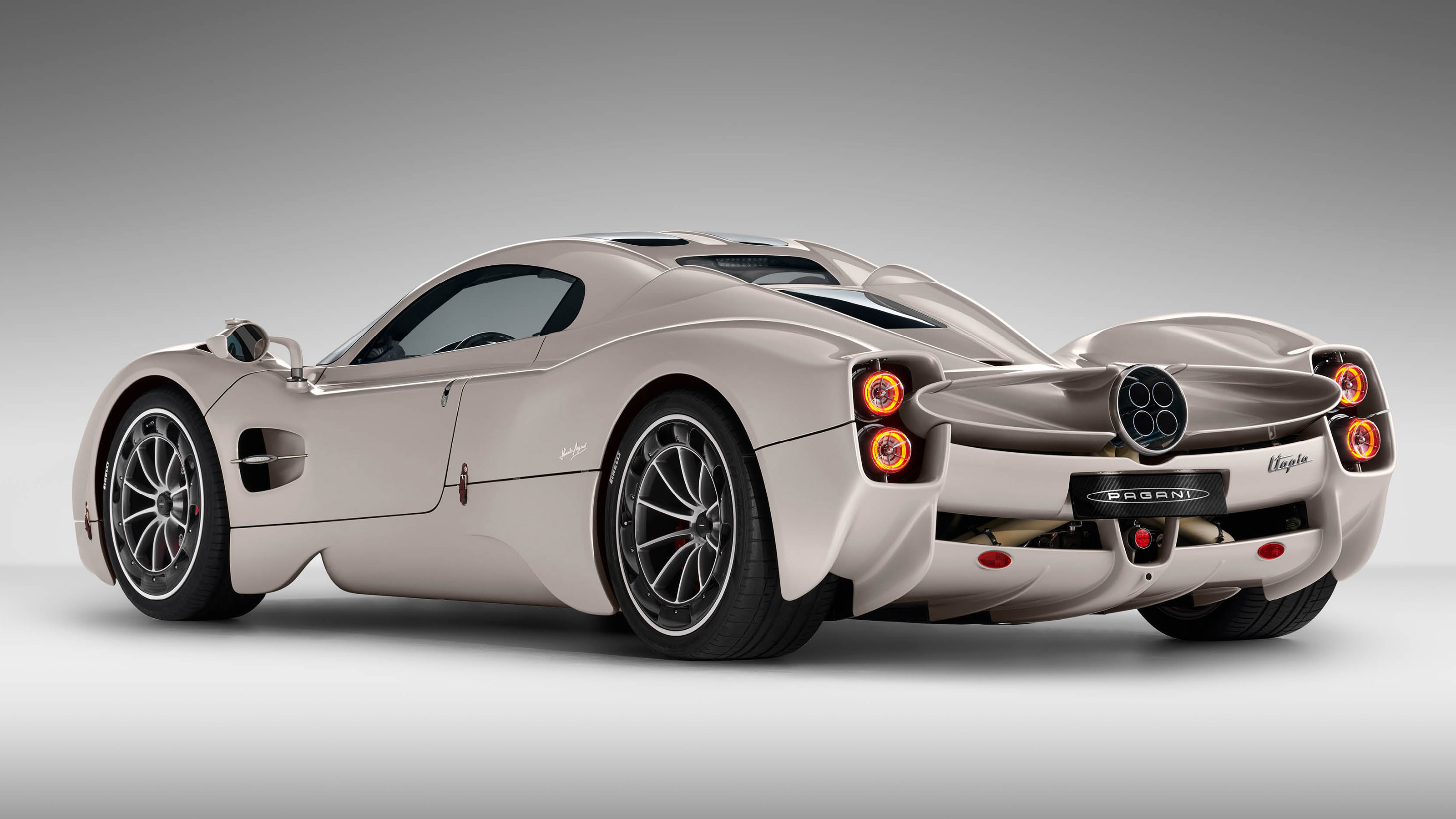 Pagani Utopia