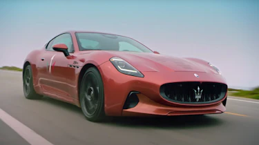 Maserati GranTurismo Folgore – front tracking
