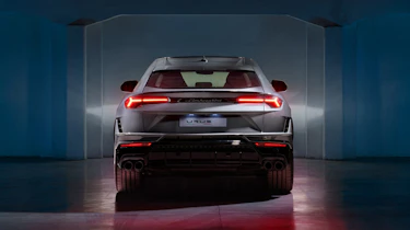 Lamborghini Urus S – rear