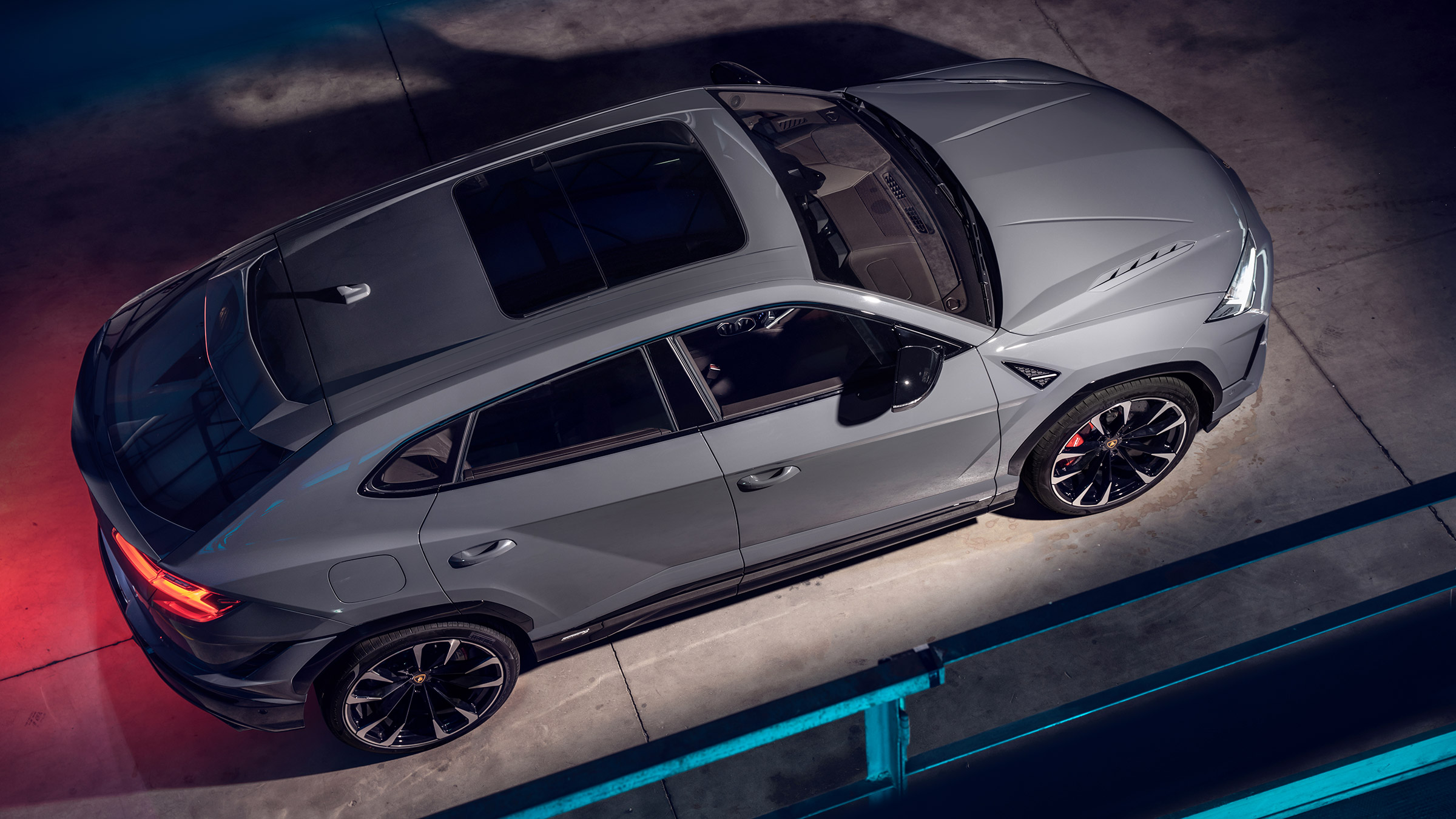 Lamborghini Urus S – top