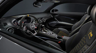 Audi TT RS IE – studio interior