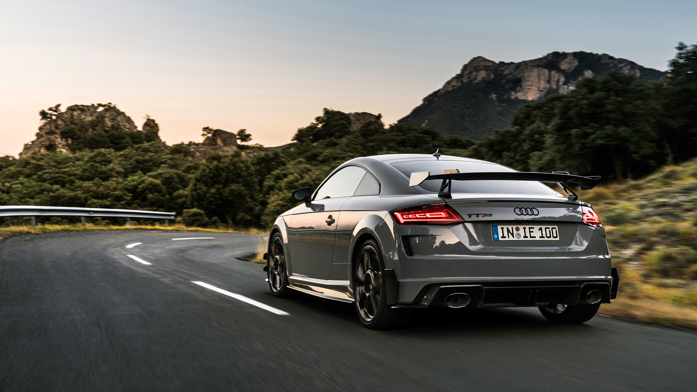 Audi TT RS IE – rear tracking