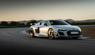 Audi R8 V10 GT RWD – front header