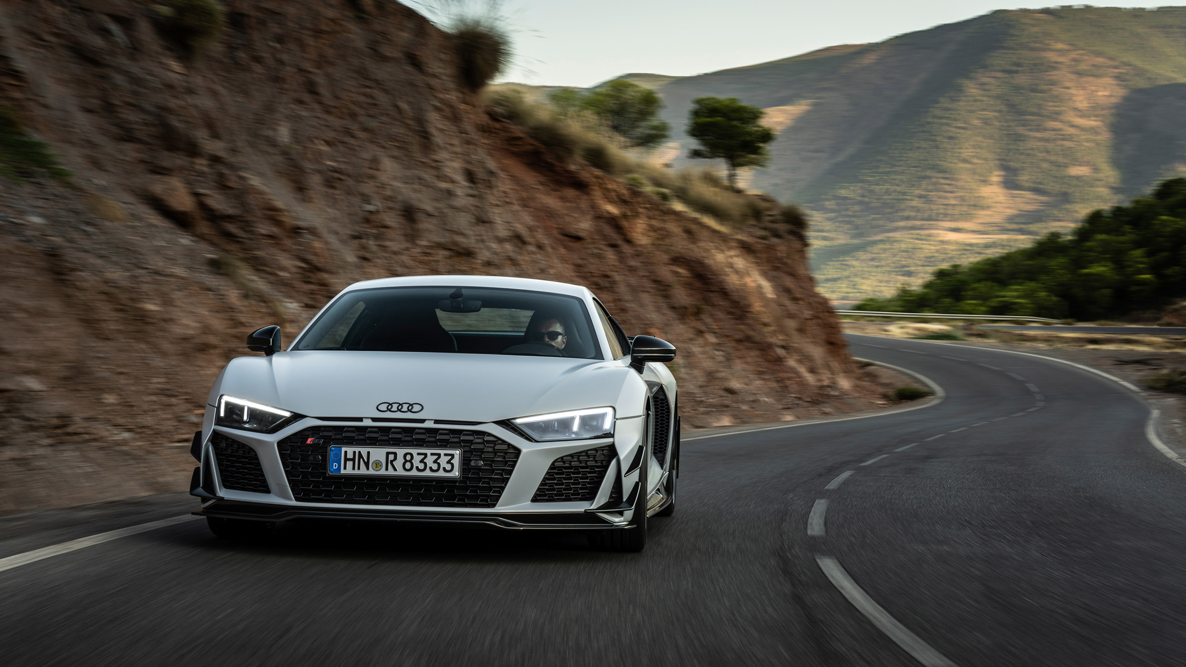 Audi R8 V10 GT RWD – nose
