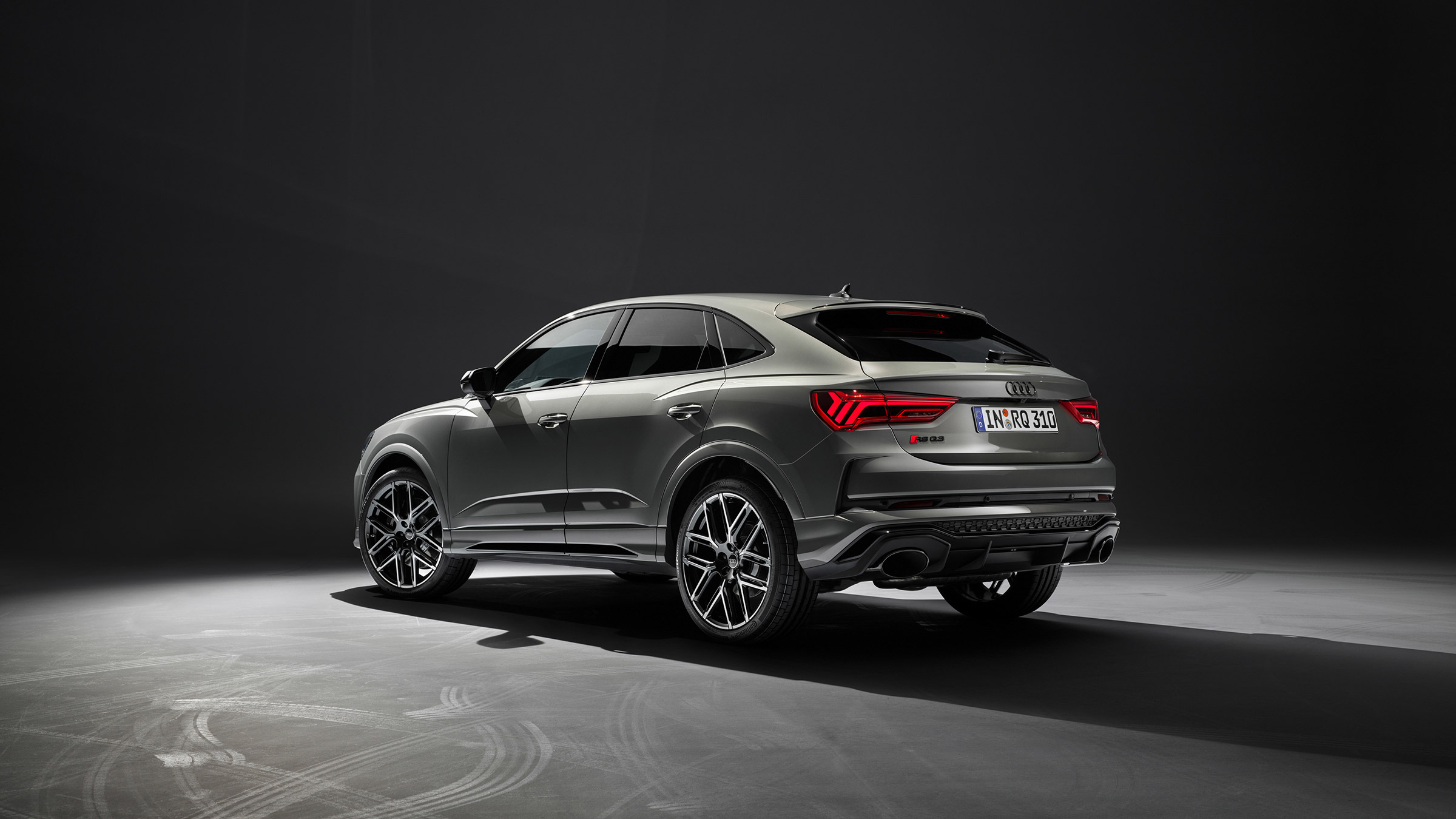 Audi RSQ3 10 Years – rear quarter
