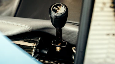 Jaguar XJR-15 – gearstick