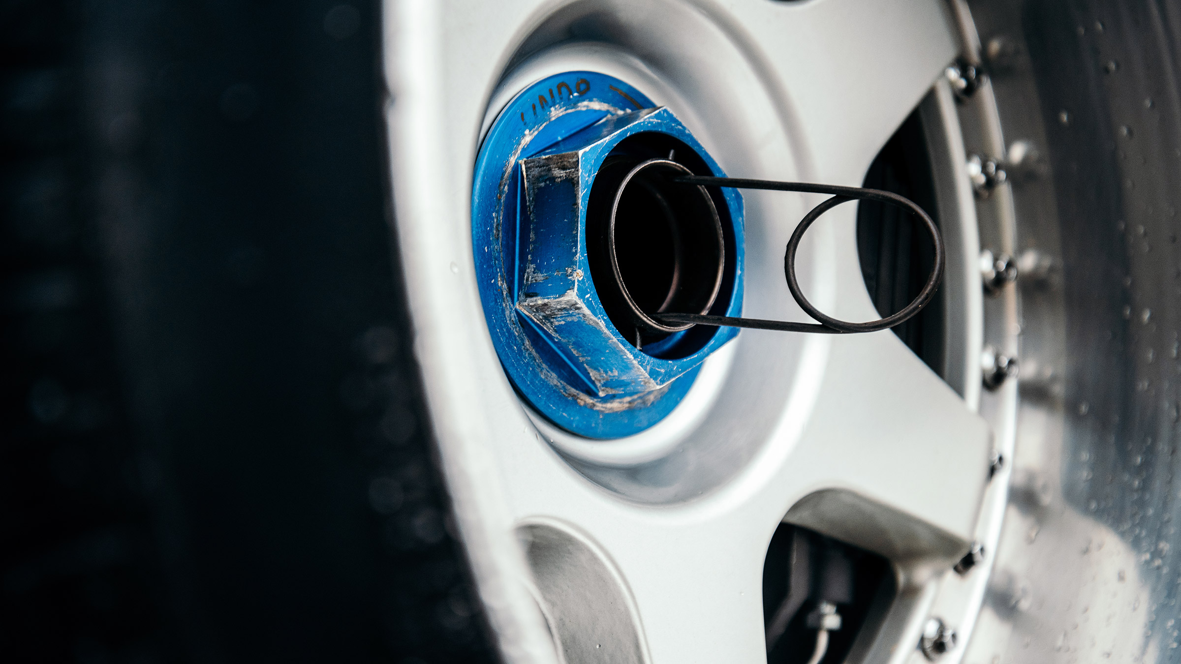 Jaguar XJR-15 – wheelpin