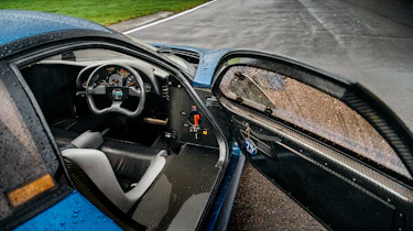 Jaguar XJR-15 – cabin