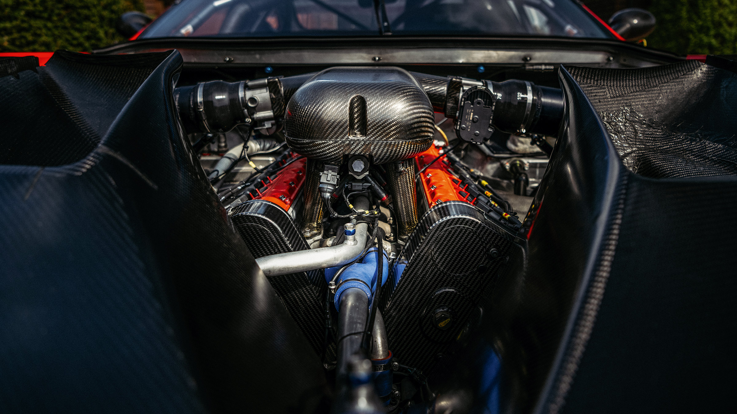 LM GT car 550 – engine