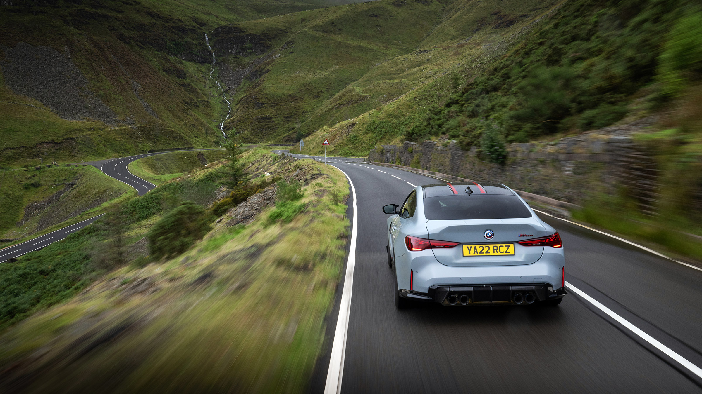BMW M4 CSL – rear