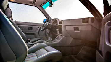 BMW M triple – E30 interior