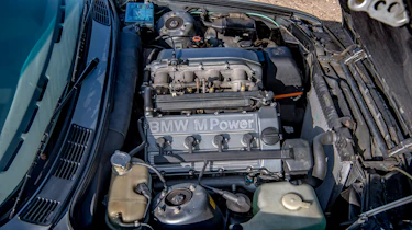 BMW M triple – E30 engine