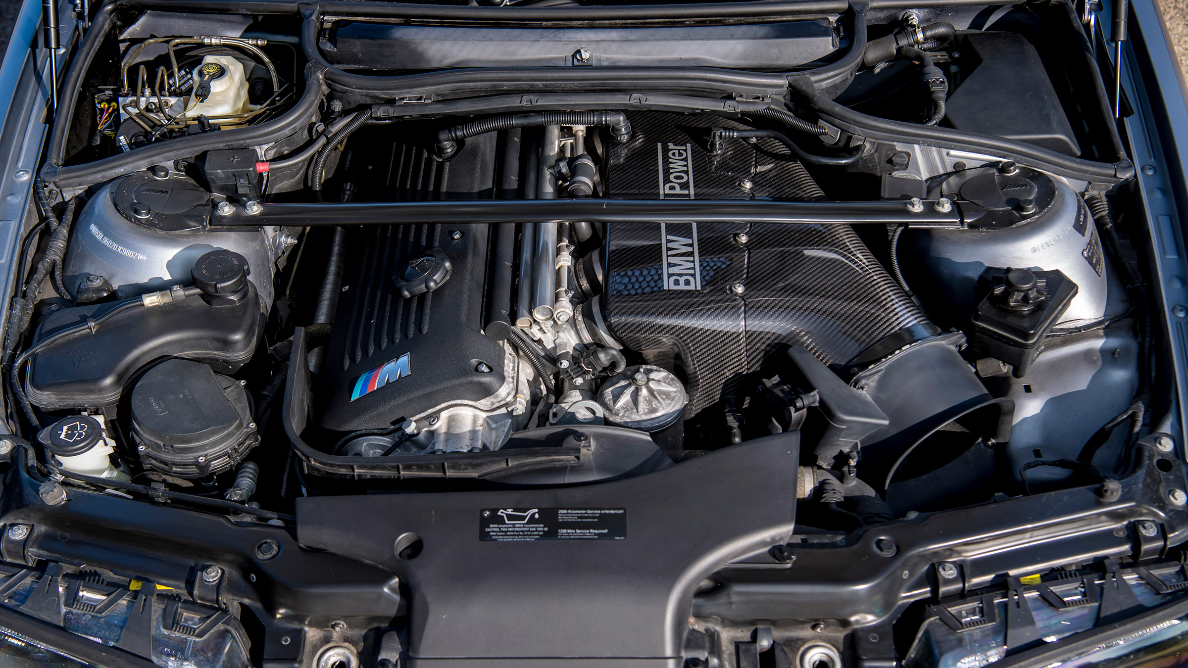 BMW M triple – CSL engine