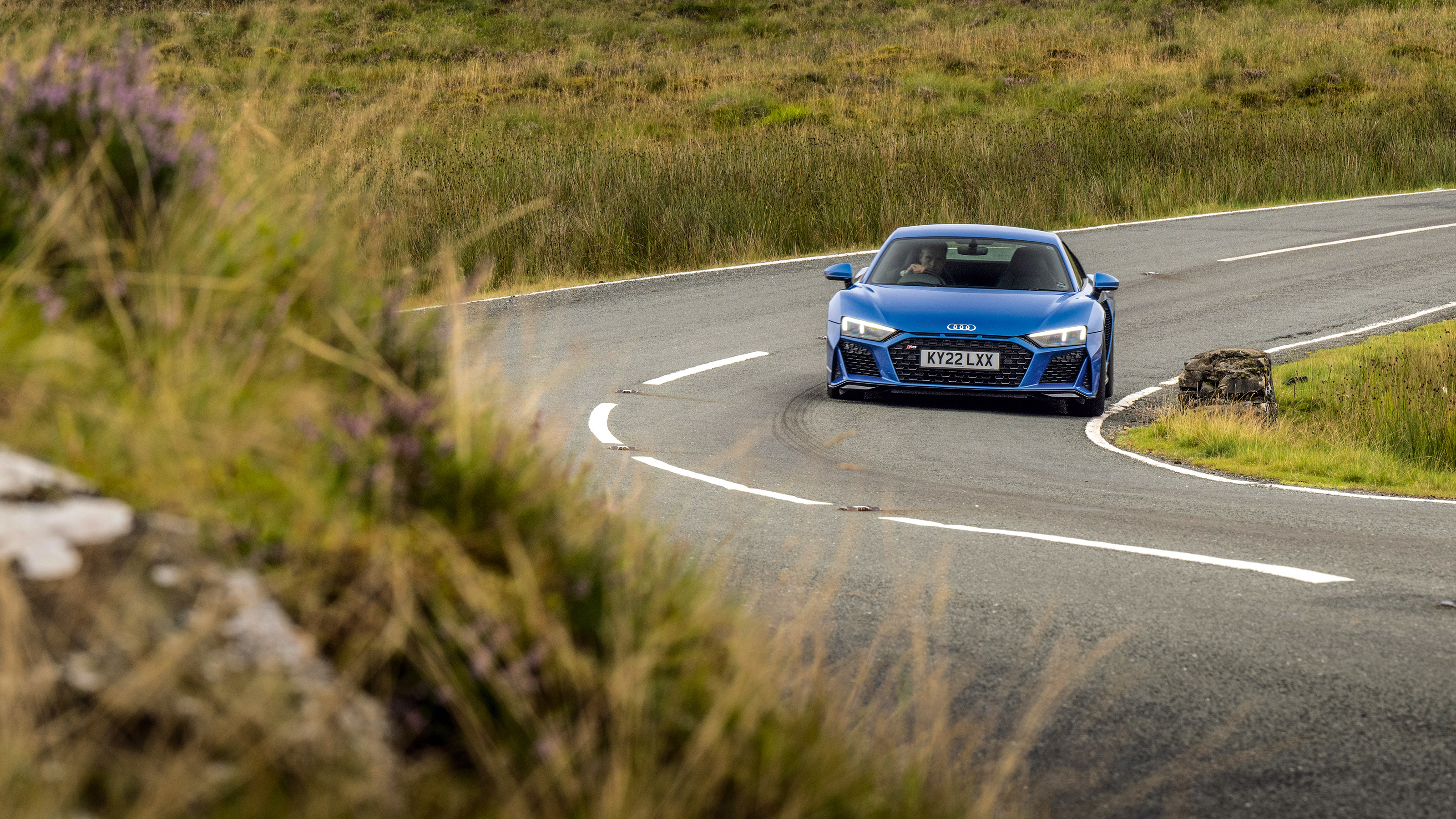 Corvette Porsche Cayman GTS Audi R8 RWD pictures