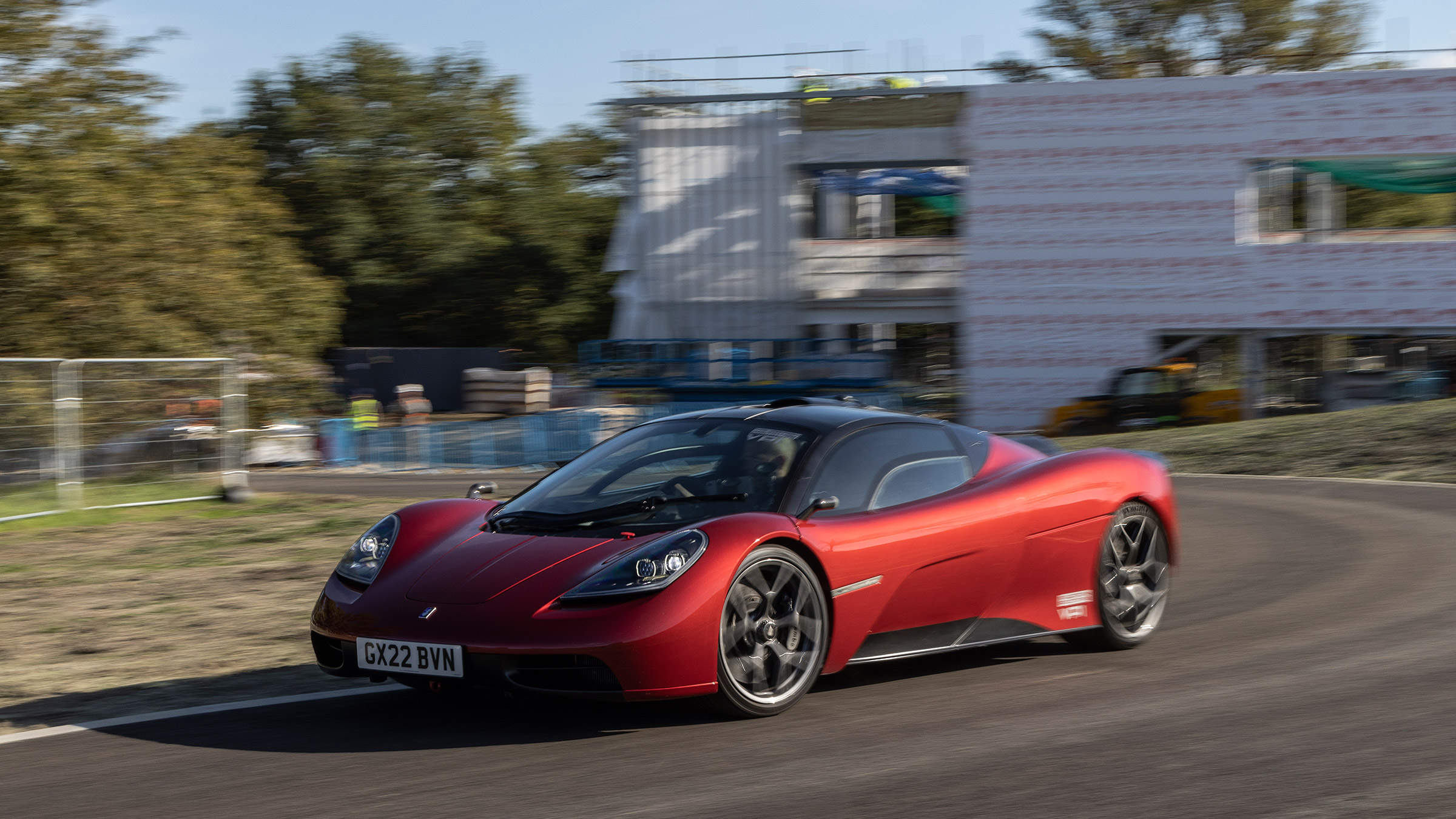 GMG topping out – car